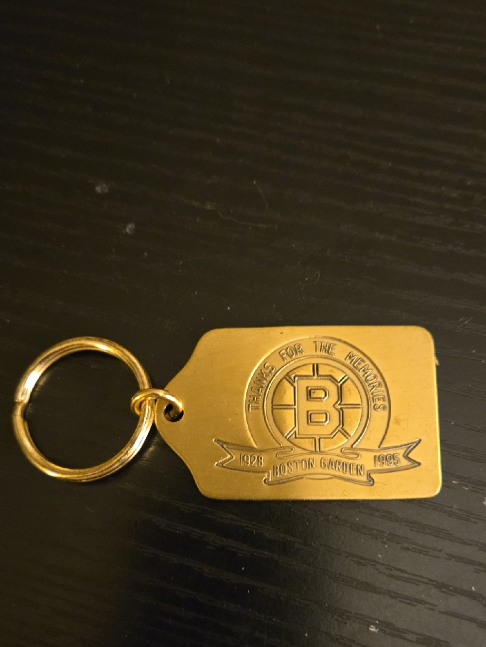 Boston Bruins Gold-tone Keychain - 'Thanks For The Memories'